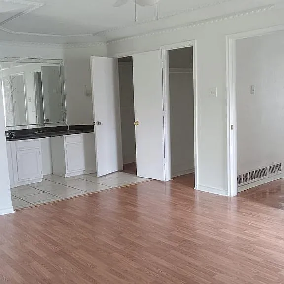 1140 Shadywood Ln — Photo 37