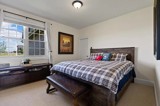 126 Starfire Ct — Photo 4