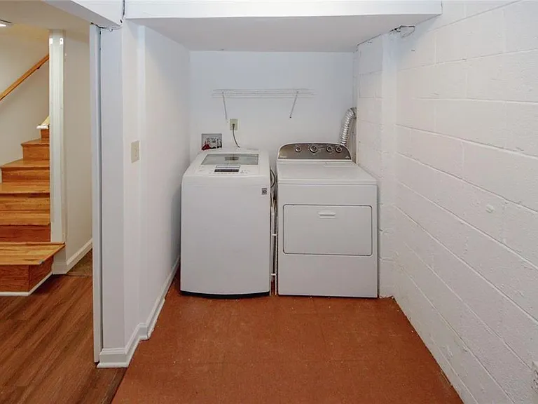 895 Durant Pl NE — Photo 21