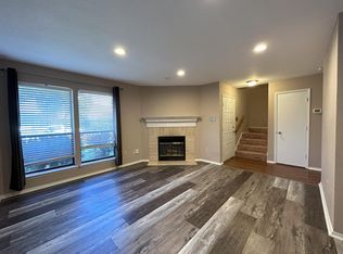 13 Gittiban Pl, Pantego, TX 76013