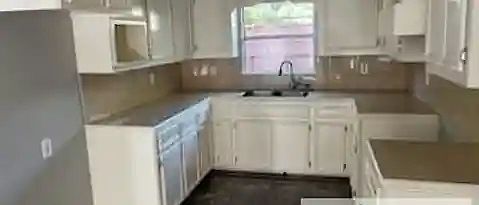 4th image of 144 Redwood Rd
