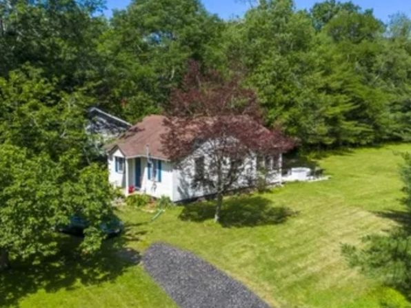 73 Lackawanna Dr