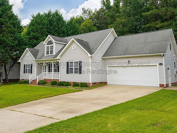 2nd image of 1008 Knighthood Ln