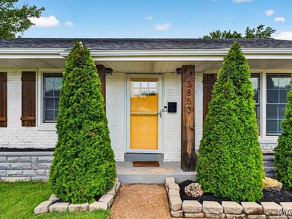 3rd image of 3853 Rainor Ct