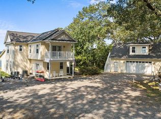 284 Grannys Bar Rd, Hague, VA 22469