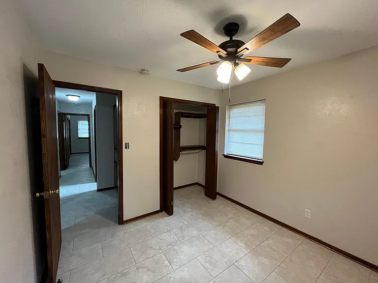 1505 Kingston Rd — Photo 23