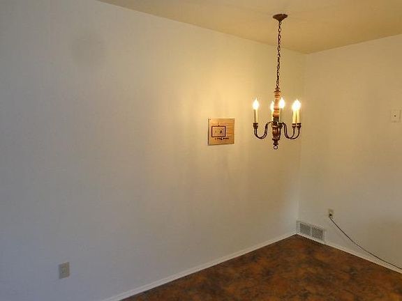 4th image of 2440 Westwood Northern Blvd #1