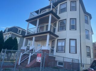 1002 River St FLOOR 2, Hyde Park, MA 02136