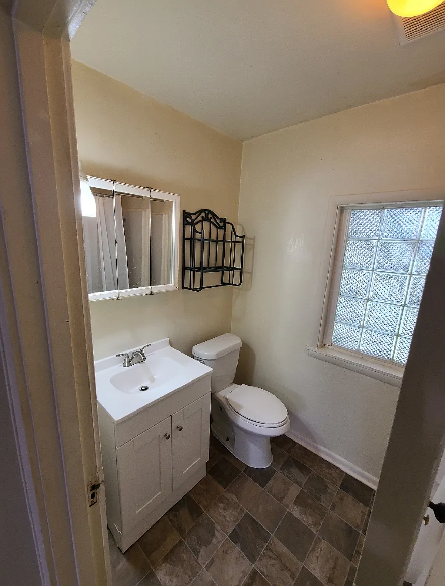 1 bed, 600 sqft, $950 — Photo 4