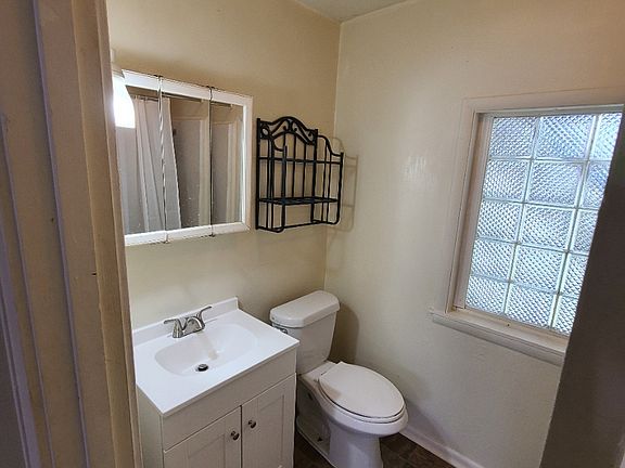 4th image of 2824 Hudson Dr APT 3