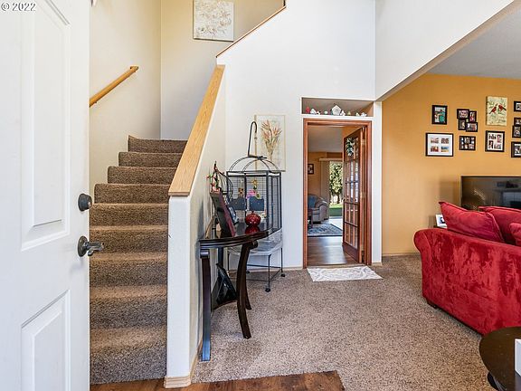 2nd image of 7506 NE 148th Ave