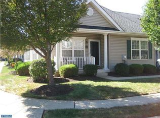 35 Liberty Dr, Bensalem, PA 19020