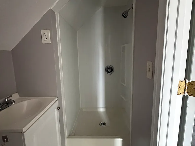 181 Summer St #7 — Photo 9