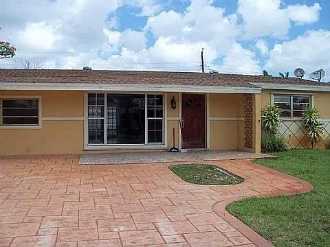 1st image of 7767 Plantation Blvd