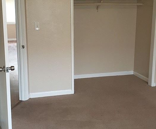 5th image of 2822 N 1st St #4140017