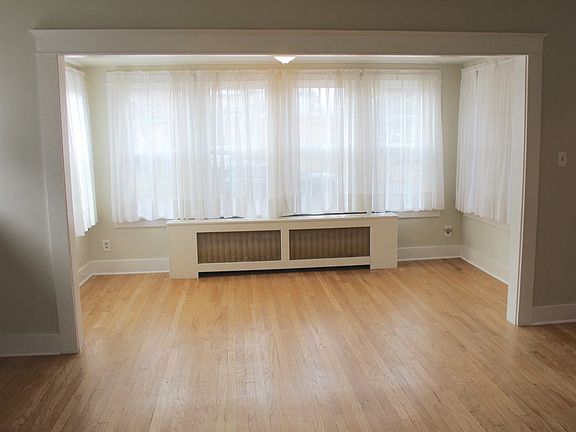 5th image of 9 Fleetwood Ave