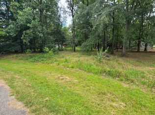 162 Highland Hills Dr, Campobello, SC 29322