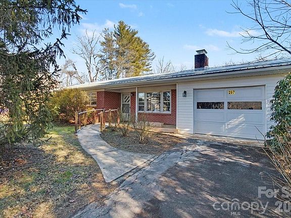 3rd image of 297 Banner Farm Rd