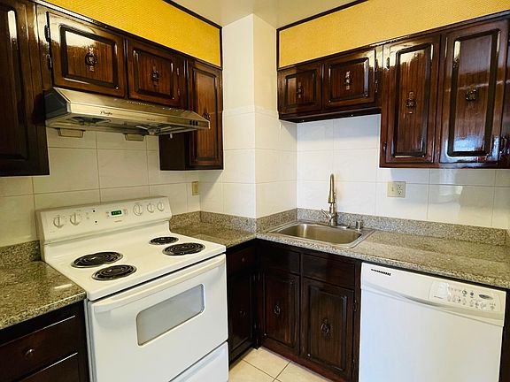 4th image of 418 Arguello Blvd APT 4