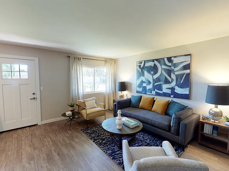 Vercanta Newport Beach | Newport Beach, CA | Living Room &amp; Entryway
