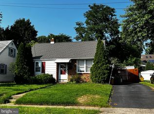 26 Millard Ter, Ewing, NJ 08638