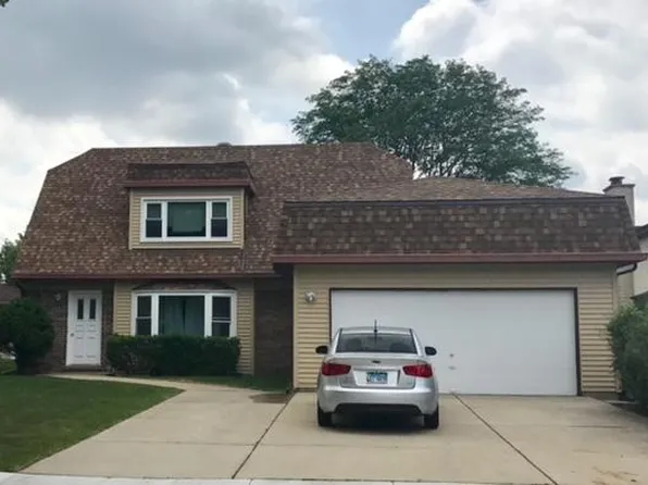 1005 E Callero Cir, Mount Prospect, IL 60056