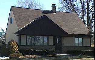 2nd image of 4640 Glenmawr Ave