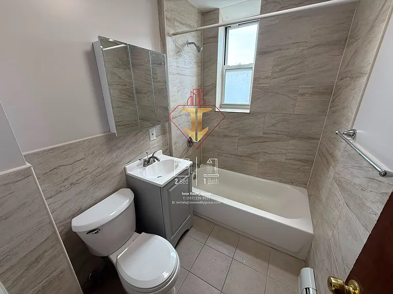 572 57th St #33 — Photo 4