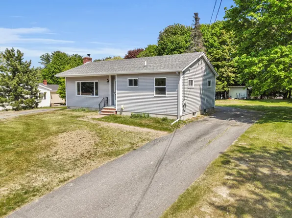 21 Hillcrest Street, Gardiner, ME 04345