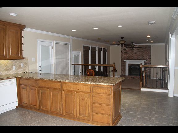 5th image of 8216 Paiute Trl