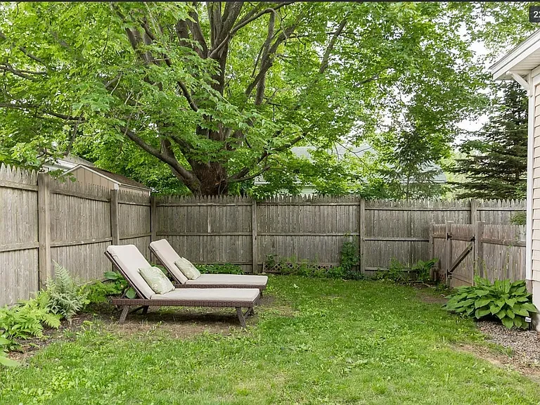 18 Taylor St — Photo 18