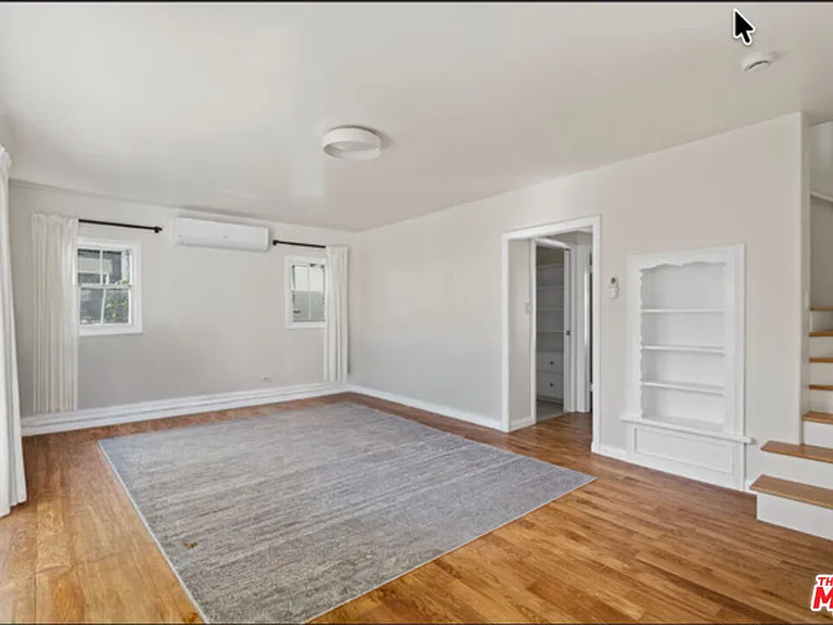 819 Crestmoore Pl — Photo 3