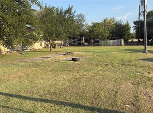 302 E Parsons St, Manor, TX 78653