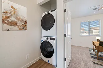 Country Lane Townhomes — Photo 37