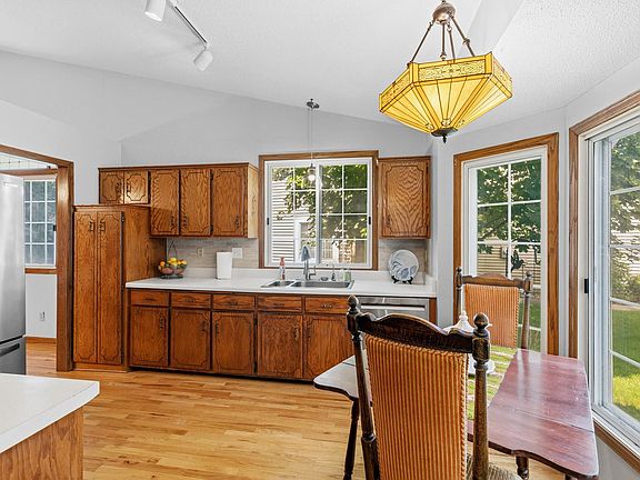 5th image of 5661 Donegal Ct