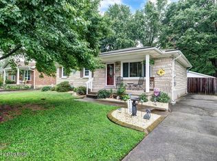3103 Lenover Dr, Louisville, KY 40216