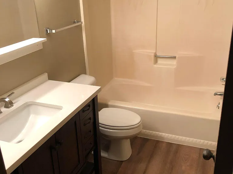 1316 Sackett Ave #20 — Photo 7