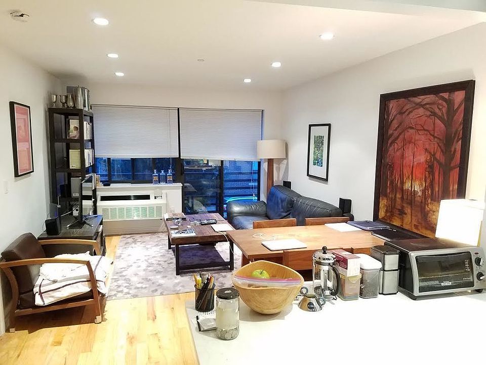 1st image of 2648 30th St APT 2F