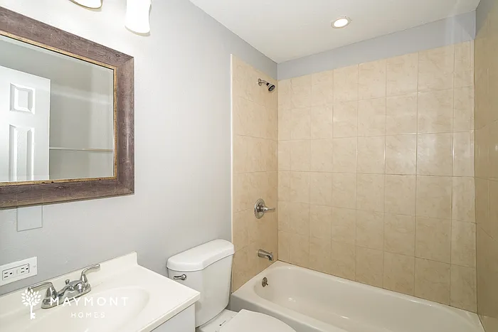 1705 E Lambright St N — Photo 13
