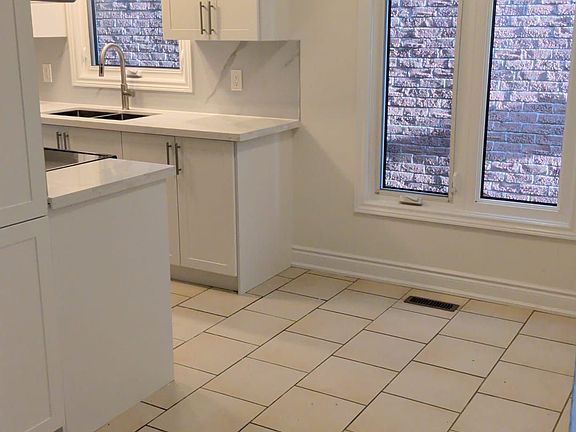 5th image of 4 Malabar Cres
