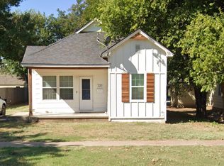 320 S 7th St, Kingfisher, OK 73750