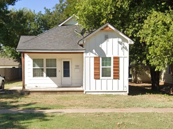 320 S 7th St, Kingfisher, OK 73750