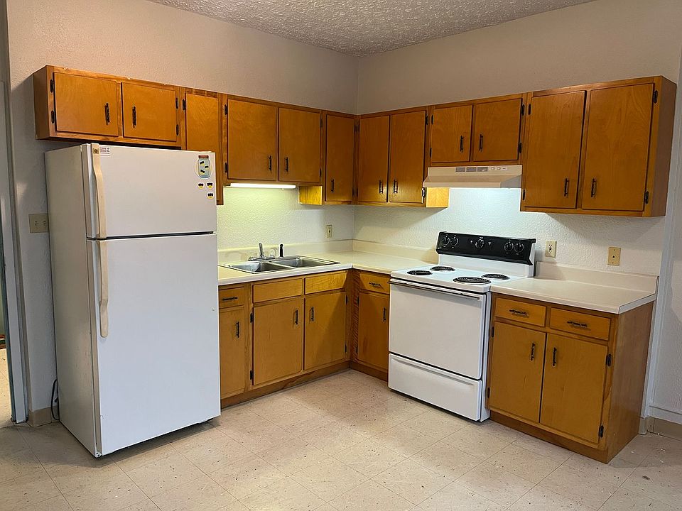 1st image of 137 E Main St #104