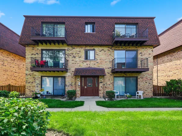 9714 Bianco Ter, Des Plaines, IL