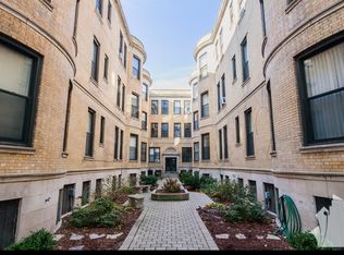 1220 N Dearborn St #1216-B2, Chicago, IL 60610