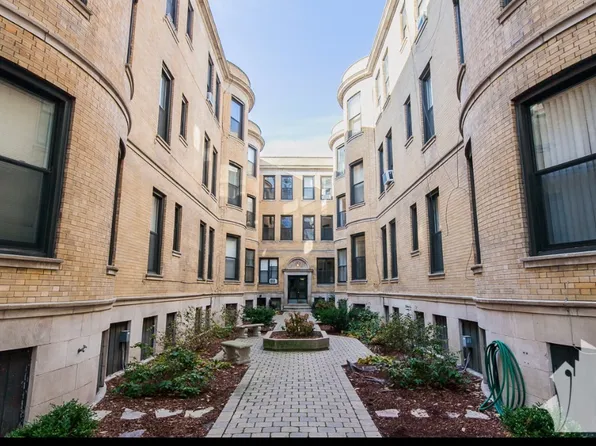 1220 N Dearborn St, Chicago, IL