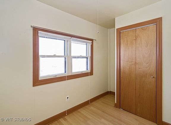 5th image of 2842 W Summerdale Ave APT 2E