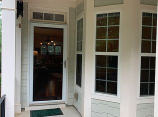 6524 Gardenside Cir, Hoschton, GA 30548