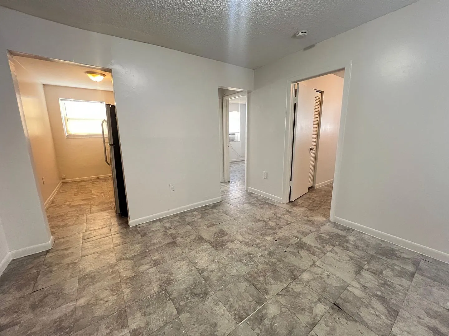 Modern Comfort: Newly Updated 2BR/1BA, Vinyl Tile Flooring, Spacious Living, Near Downtown Miami! — Photo 1