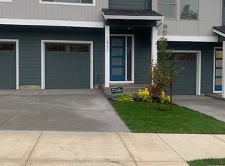 11227 SE Pleasant Valley Pkwy, Happy Valley, OR 97086